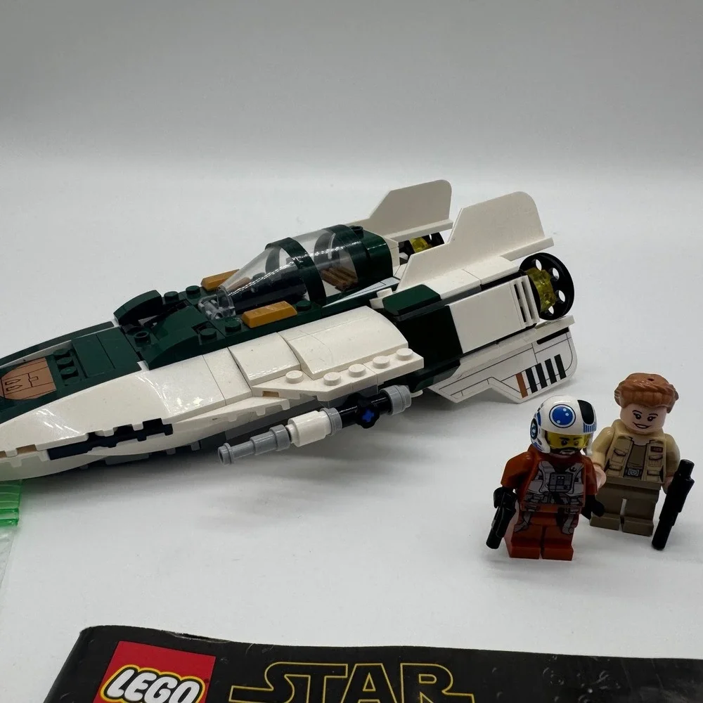 LEGO Star Wars Resistance A-Wing Starfighter 75248 Snap Wexley Lieutenant Connix